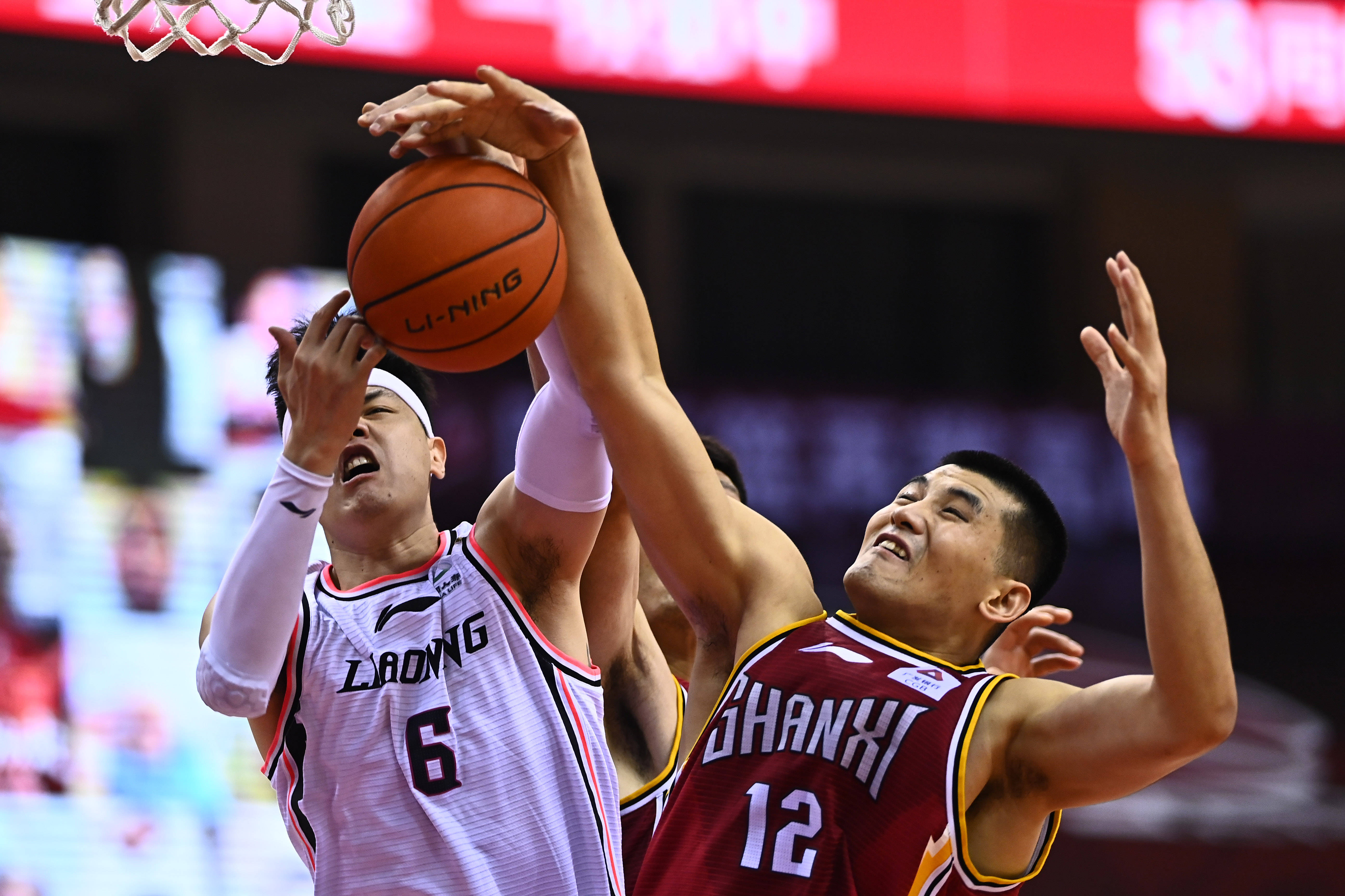 CBA杯赛奇葩一幕！江苏男篮内线马国栋单场罚球7中0颗粒无收（CBA杯赛罕见一幕：江苏男篮内线马国栋单场罚球7投全失）