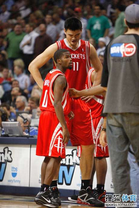 阿门力挺谢泼德：他投LogoShot也是好选择！（阿门支持谢泼德：Logo远投也是明智之选！）