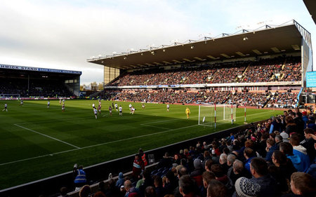 关键先生！高诗岩4中2得到8分5板8助&关键时刻拯救球队（高诗岩成关键先生：4投2中砍下8分5板8助，关键时刻力挽狂澜）