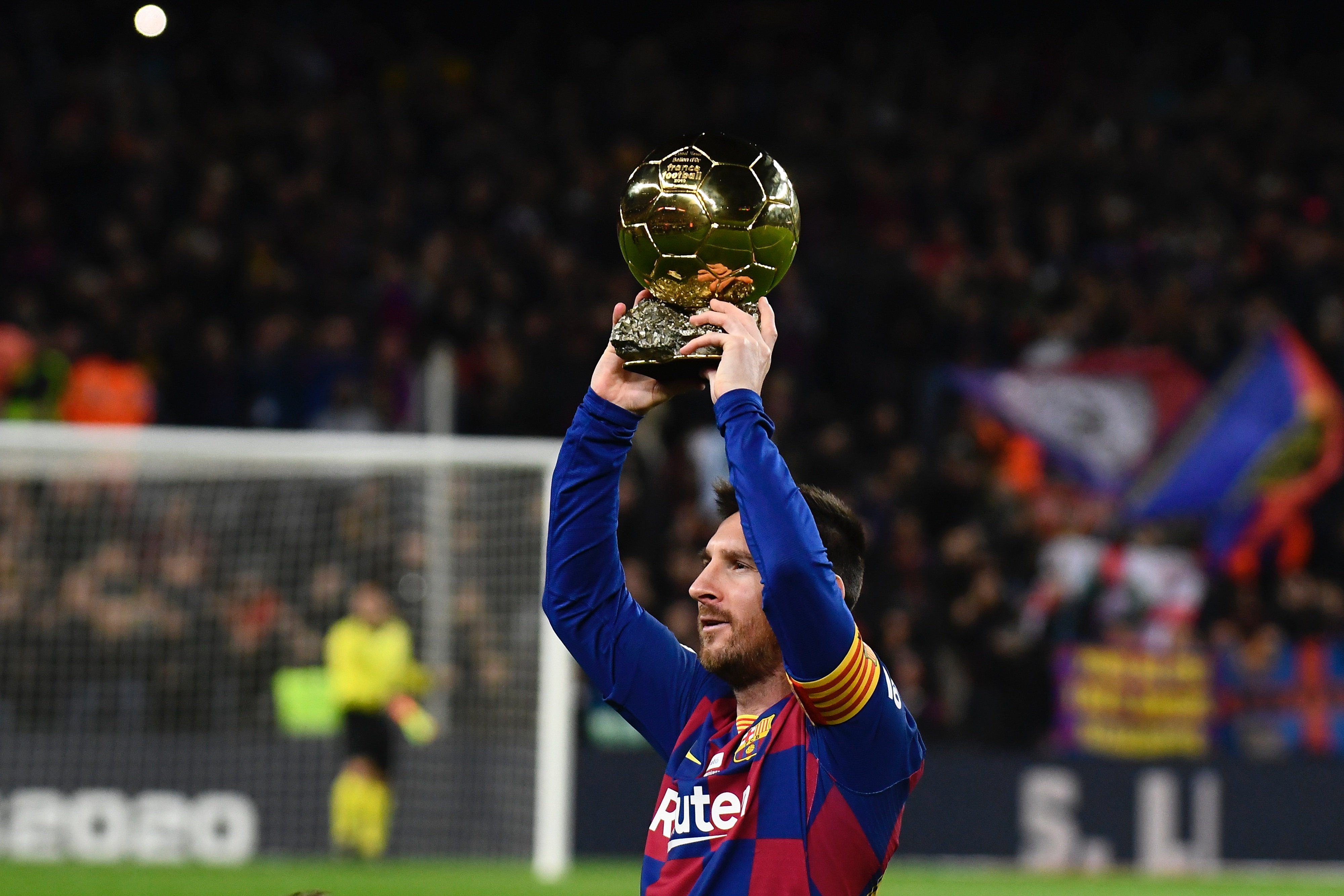 布伦森：无论顺境逆境尼克斯球迷都会支持我们 他们非常特别（布伦森赞尼克斯球迷：无论顺境还是逆境都支持我们，他们格外特别）