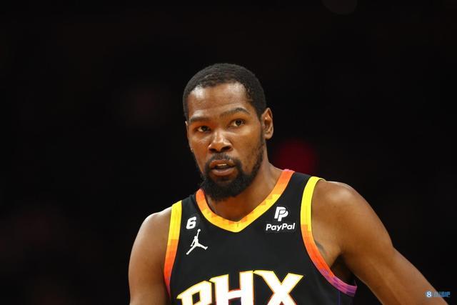 记者：多特仍在推进桑乔的转会，相关谈判正在进行中（记者：多特蒙德持续推进桑乔转会，谈判仍在进行）