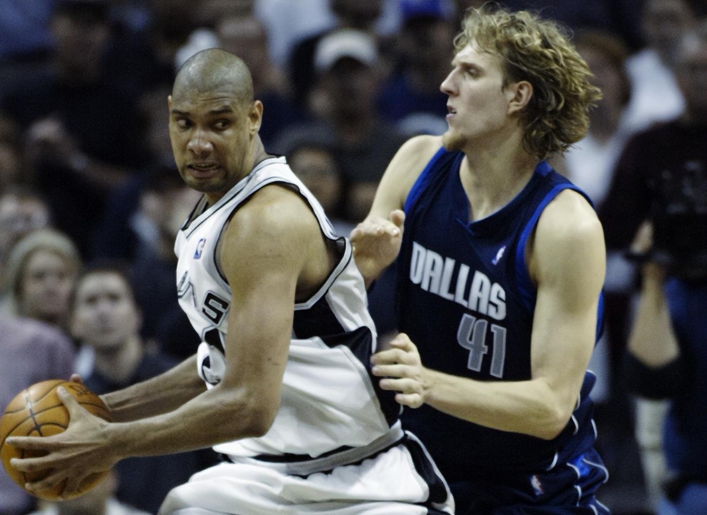 篮球CBA新赛季赛程出炉，焦点战不断（CBA新赛季赛程公布，精彩对决连连）