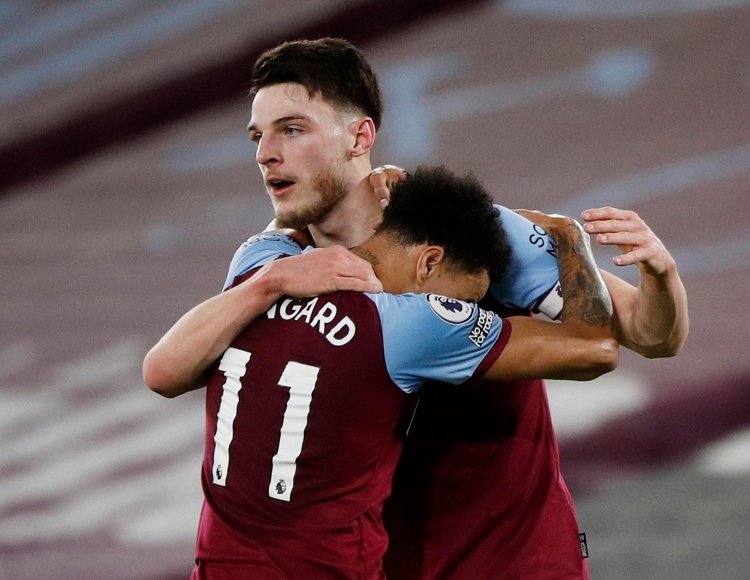 告别库明加？勇士酝酿三方交易！冠军锋线或联手库里，冲击第5冠（勇士策划三方换将？或送走库明加，冠军级锋线有望携手库里冲击第五冠）