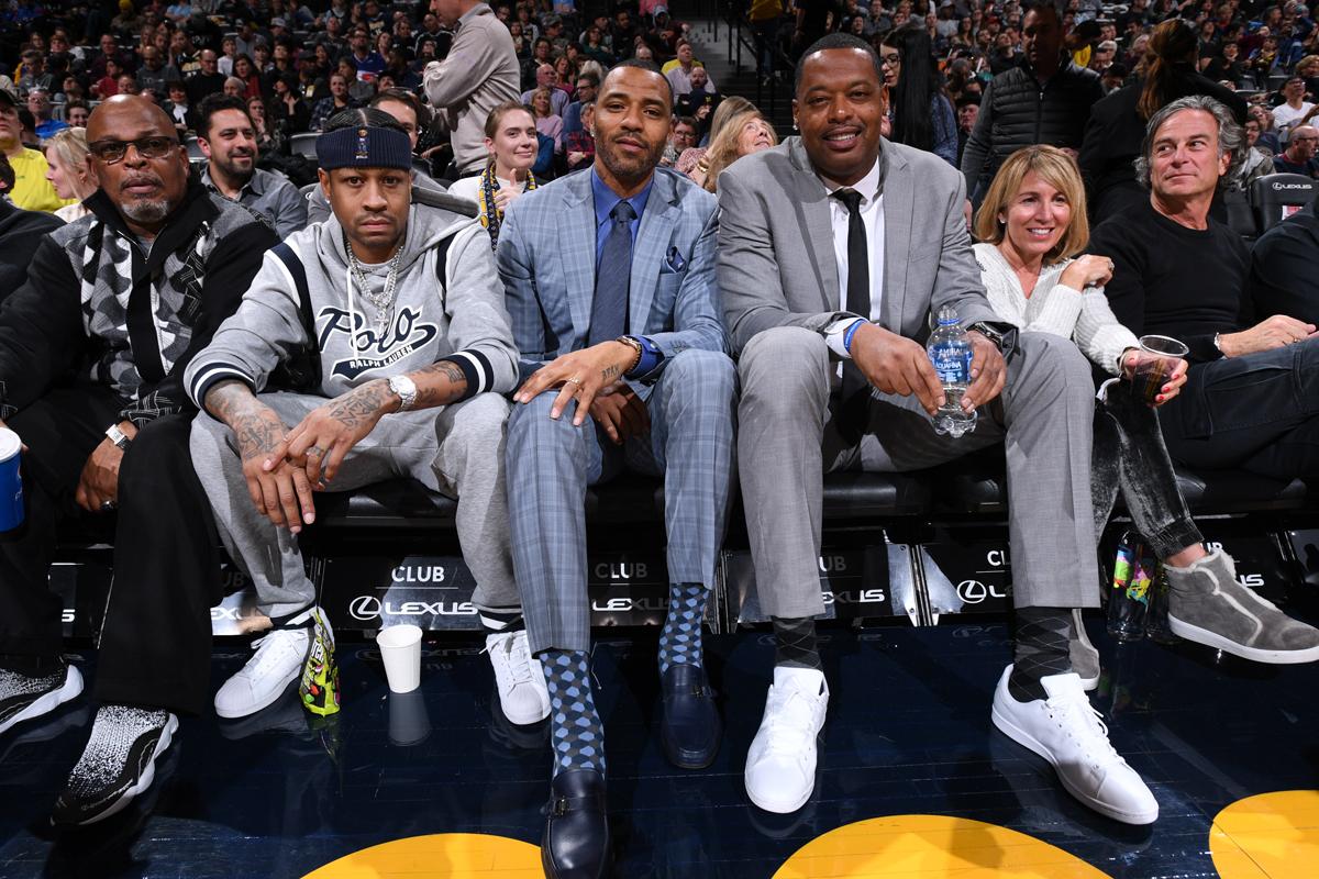 湖人新阵容磨合效果如何？（湖人新阵容磨合成效几何？）