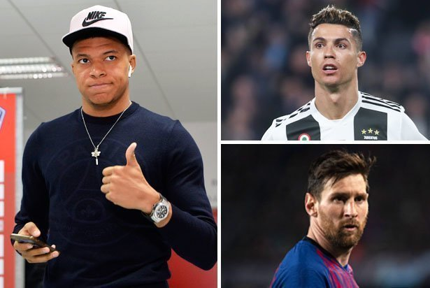 看看谁回来了！今日欧冠对阵闪耀，罗伊斯重返多特主场（欢迎回家！罗伊斯重返多特主场，今夜欧冠对决星光熠熠）