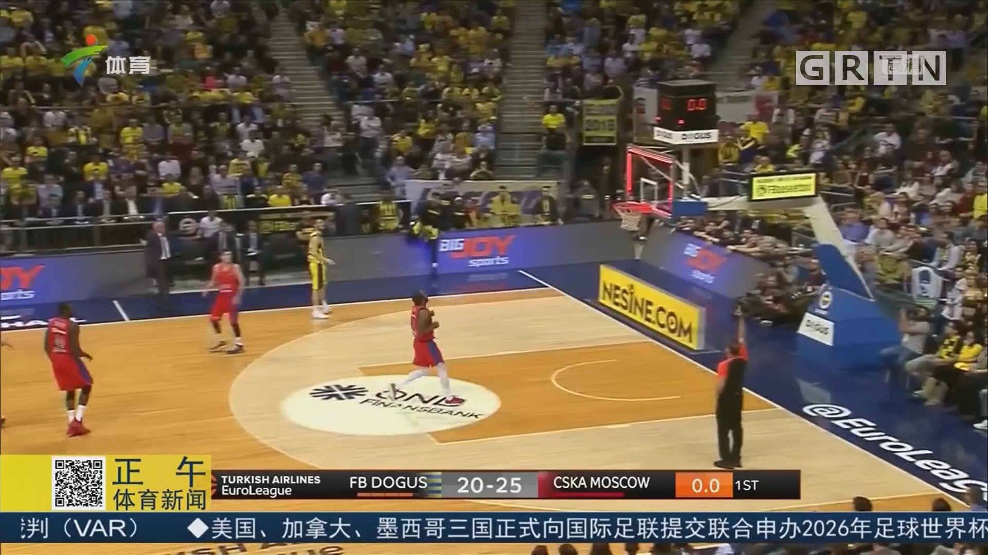 状态全无！亚历山大-沃克反击1打0空篮上丢 半场5中0颗粒无收（手感冰冷！亚历山大-沃克快攻独走空篮不进 半场5投0中一分未得）