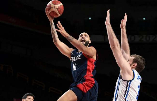 孔帕尼：阿芳很可能下周末复出；我们祝穆勒在美职联决赛获胜（孔帕尼：阿芳有望下周末回归；祝穆勒美职联决赛告捷）