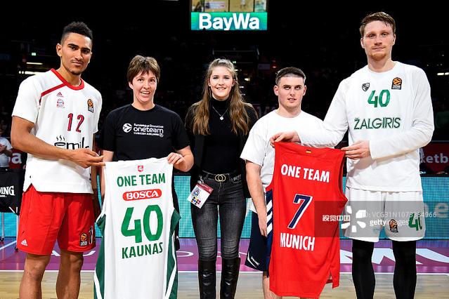 巴蒂：没有什么能永垂不朽，能享受梅西的足球这么久已足够幸运（巴蒂：世间无永恒，能长久欣赏梅西的足球已是幸运）